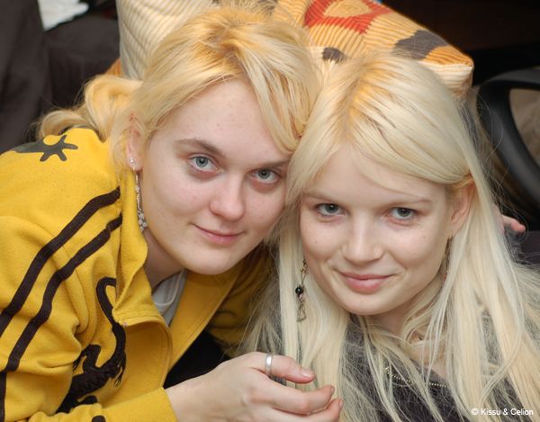 Blondiinid! :D
