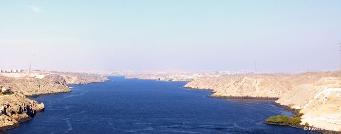 Niilus / The river Nile
Assuani tammi pealt.

From atop the Aswan Dam.
