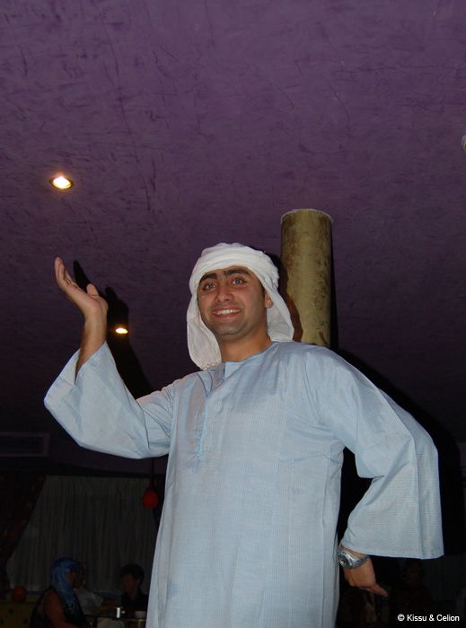 Meie kohalik giid Islam / Our local guide Islam
Hoolimata siin pildil olevast traditsioonilisest riietusest kandis ta tegelikult pidevalt T-sÃ¤rki ja nÃ¤ppis oma mobiili.

Despite the traditional clothes in this photo, all the rest of the time he was wearing a T-shirt and fiddling with his cell phone.
